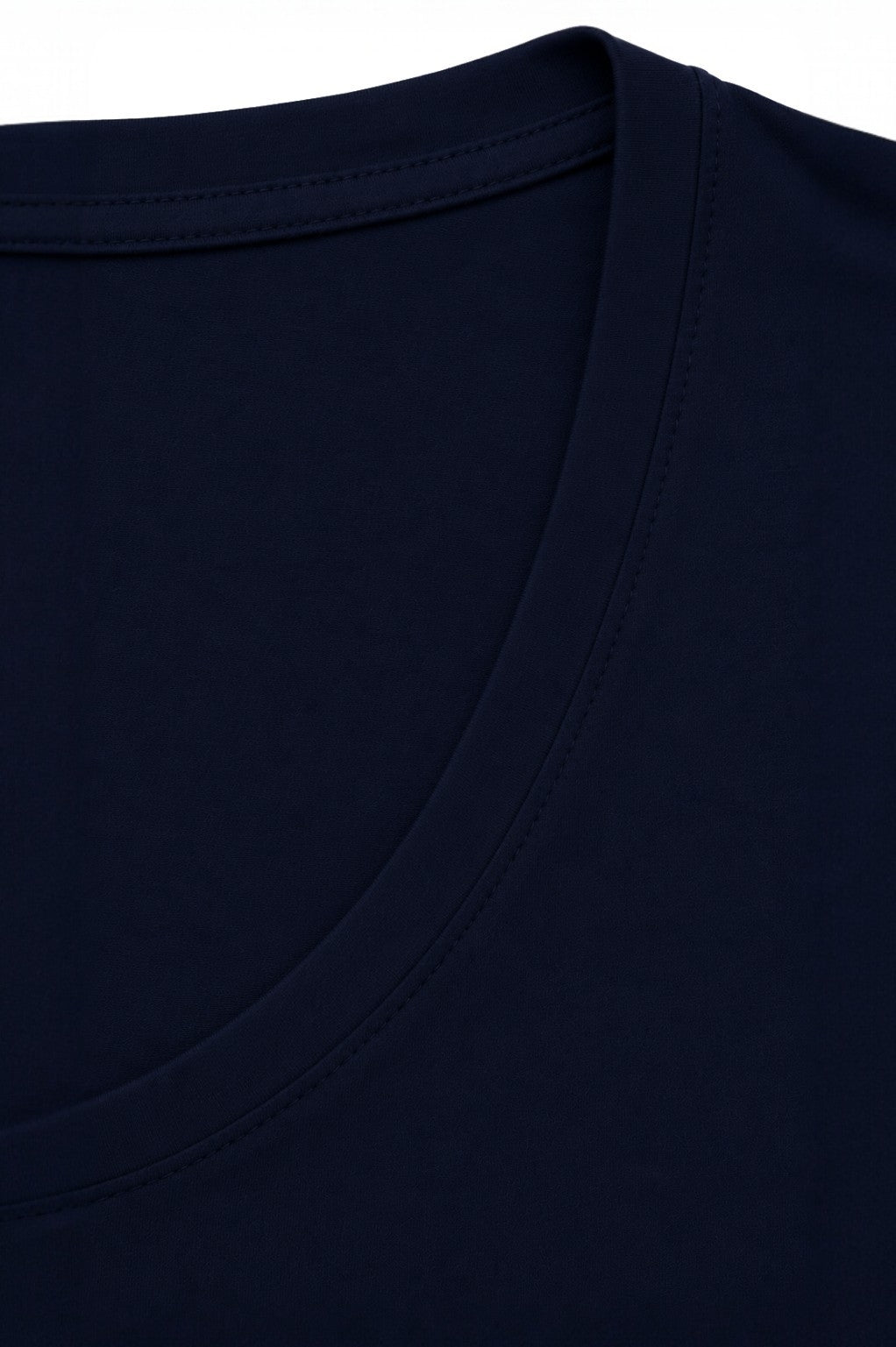 CAMISETA CUELLO REDONDO AZUL NAVY